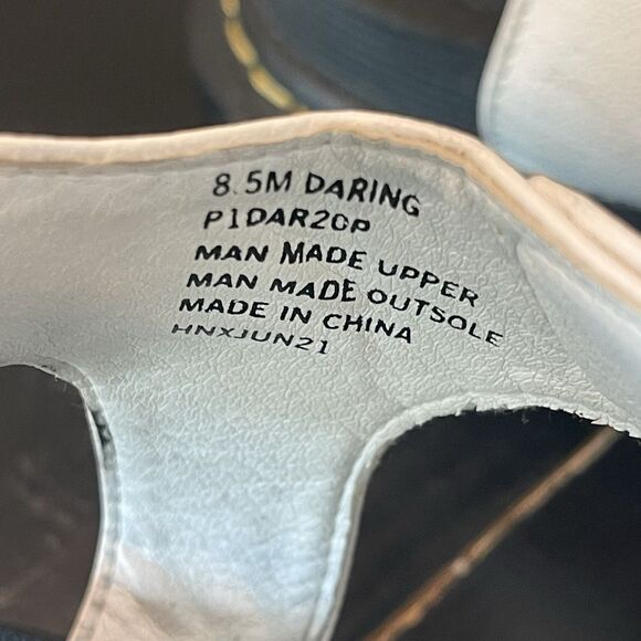 Sincerely Jules Daring Women's White Sandals Sz 8.5 M Platform straps Gladiator - Picture 6 of 8